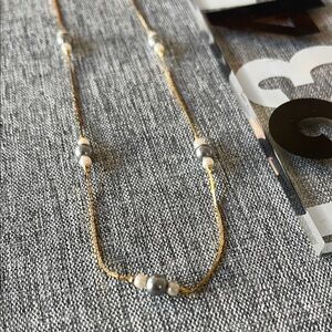 VINTAGE AVON: Elegant Gold and Beaded Necklace